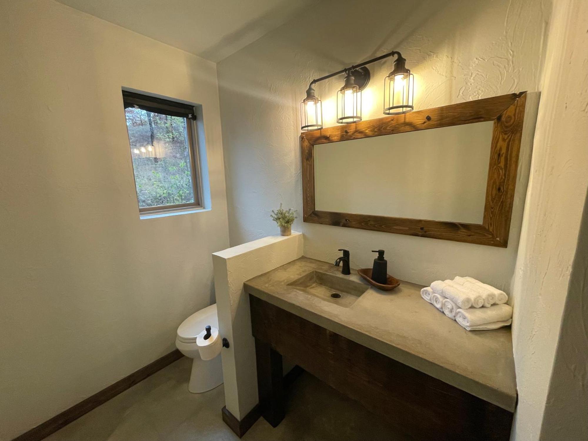 The Rocky Retreat Motel Cookson Luaran gambar
